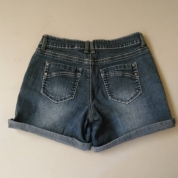 V. S. H. Jean Shorts - Picture 9 of 13